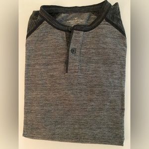 American Eagle Men’s Henley T-Shirt
